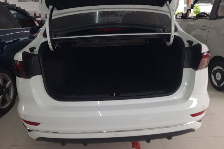 Used Geely Auto Emgrand 2023 4th Generation Champion Edition 1.5L CVT Prestige Model
