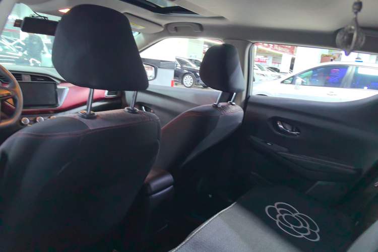 Used Nissan Lannia 2019 1.6L CVT Smart Connect Smart Cool Version China VI Standard
