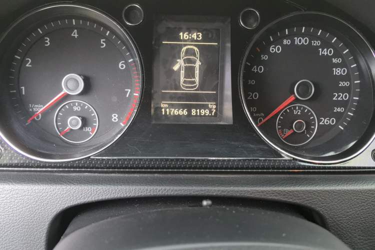 Used Volkswagen Magotan 2013 1.8TSI Luxury Model
