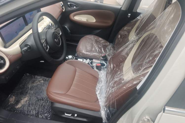 Used Wuling Bingo 2024 410 km Lingxi Deluxe Edition
