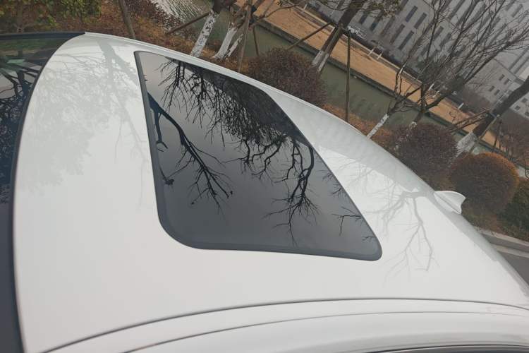 Used BMW 3 Series 2014 320Li Fashion Model
