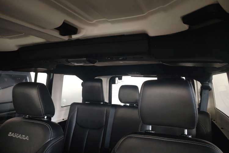 Used  Wrangler 2017 3.0L Sahara Four-Door Comfort Edition