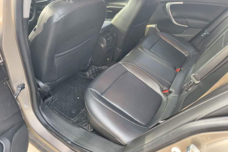 Used Buick Regal 2015 1.6T Leading Technology Model
