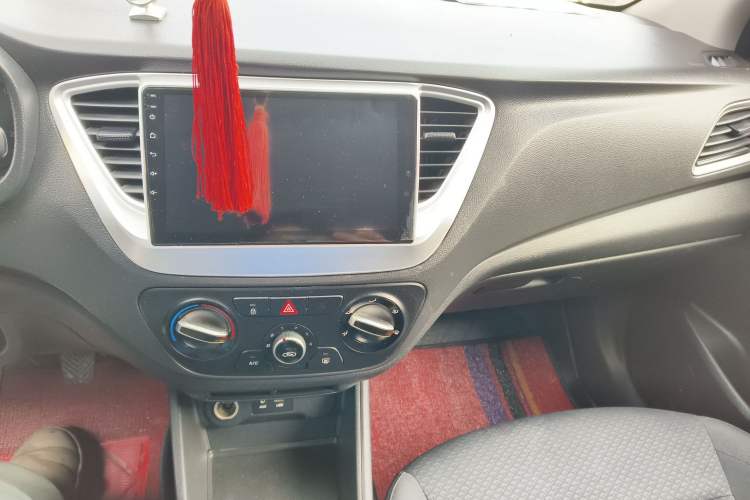 Used Hyundai Verna (new generation) 2016 1.4L Manual Cool Edition GLS
