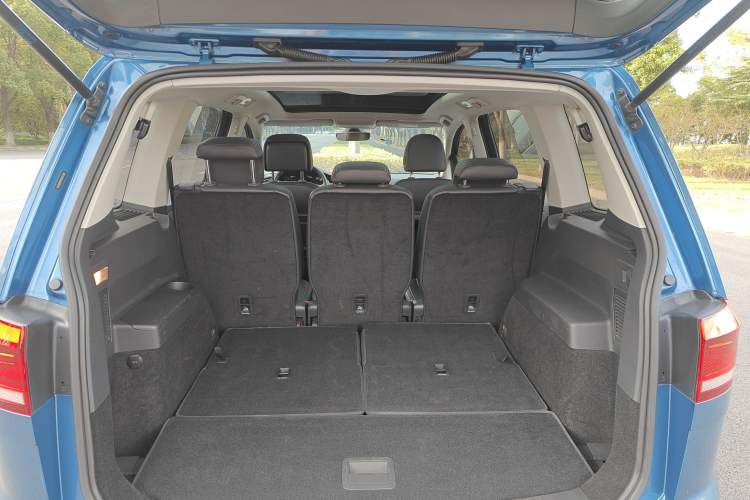 Used Volkswagen Touran 2018 Volkswagen Touran L 280TSI DSG Comfort Edition 7 Seats China V Emission Standard
