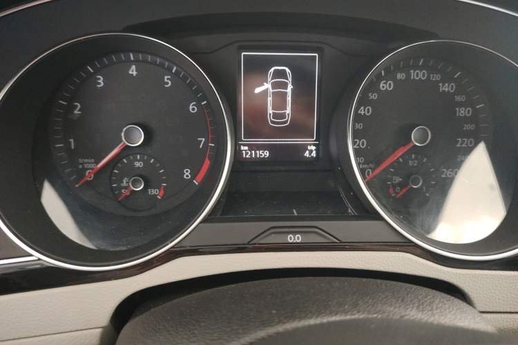 Used Volkswagen Magotan 2017 330TSI DSG Luxury Model
