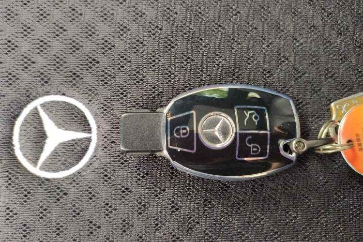 Used Mercedes-Benz GLC 2016 GLC 260 4MATIC Luxury Model
