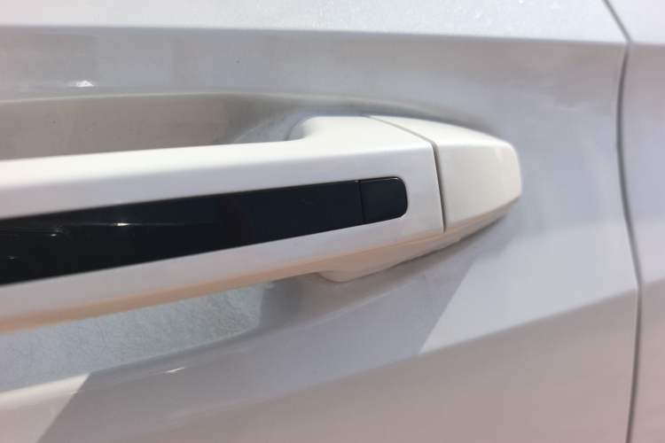 Used Baojun RM-5 2019 1.5L Manual Elite Edition with 24-hour Online Service 5 Seats
