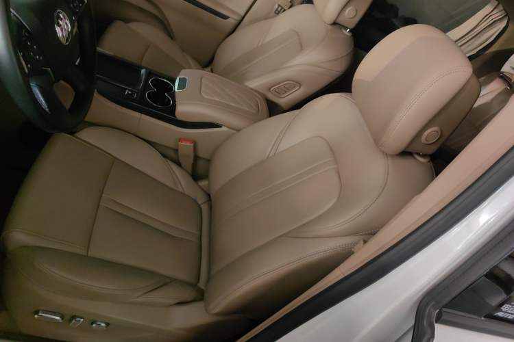 Used Buick GL8 2020 ES Land Cruiser 653T Luxury Edition
