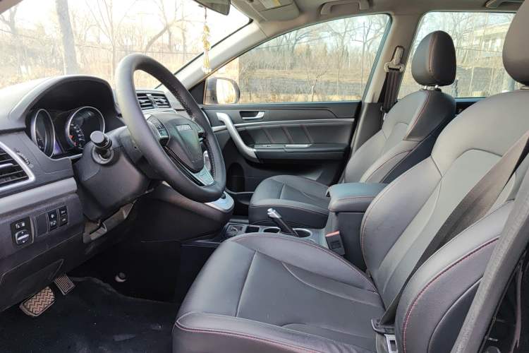 Used Haval M6 2019 1.5T DCT Two-Wheel Drive Value Edition China VI Standard
