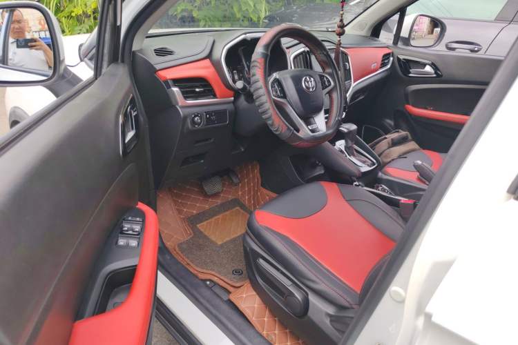 Used Brilliance V3 2017 1.5L Automatic Smart Version
