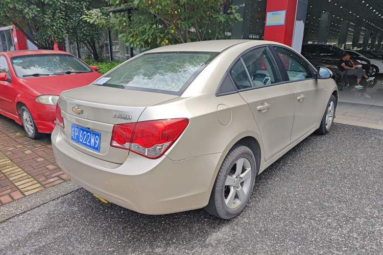 Used Chevrolet Cruze 2013 1.6L SE MT
