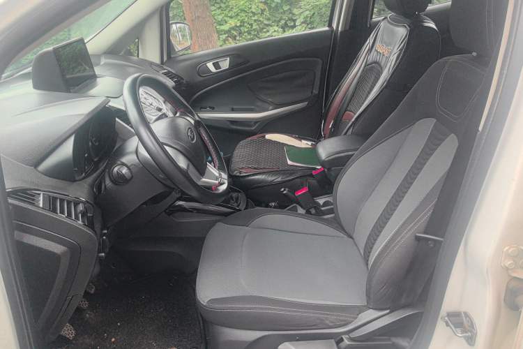 Used Ford EcoSport 2013 1.5L Manual Fashion Model
