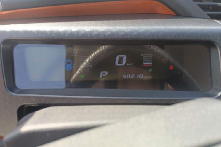 Used Geely Auto Vision X1 2017 1.3L Automatic Fun Edition
