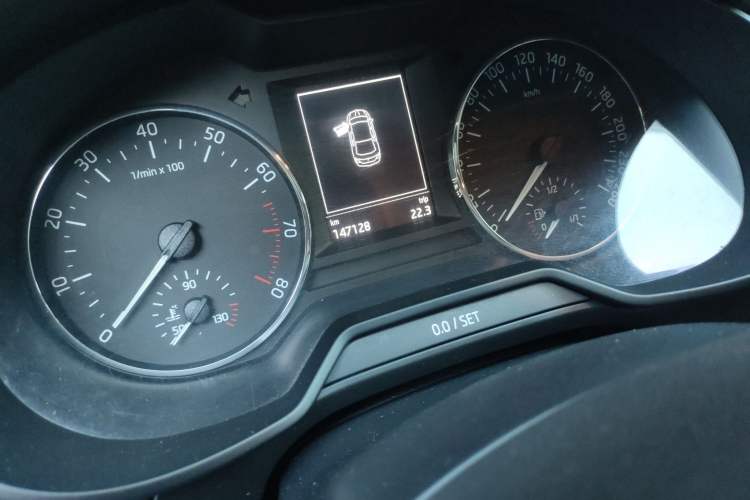 Used Skoda Octavia 2015 1.4TSI DSG Yijun Edition
