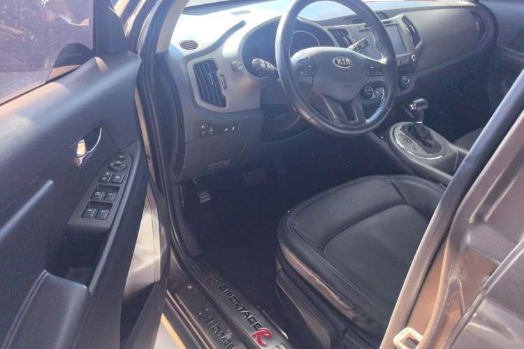 Used Kia Sportage R 2016 2.0L Automatic Two-Wheel Drive DLX
