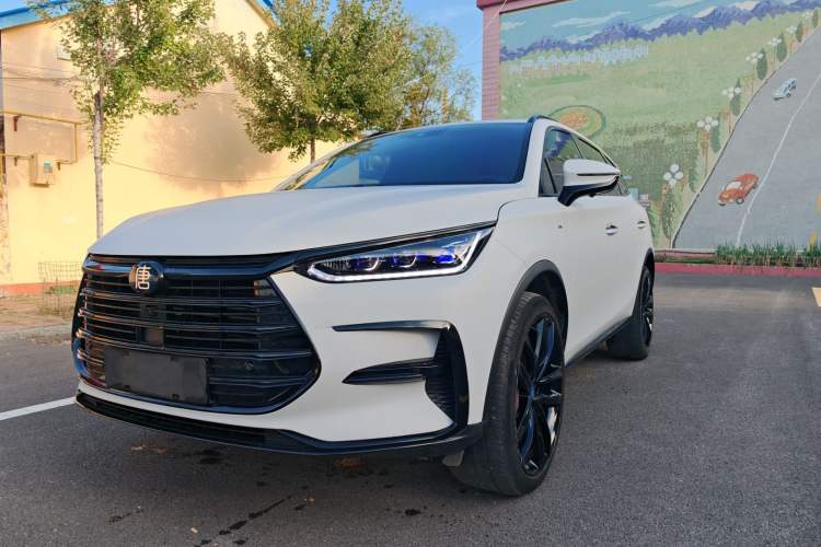 Used BYD Tang New Energy 2021 DM 2.0T Four-Wheel Drive High-Performance Flagship Model
