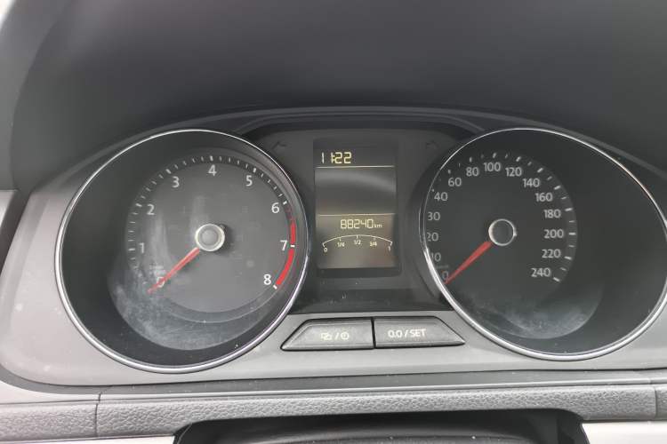 Used Volkswagen Gran Lavida 2015 230TSI DSG Comfort Edition
