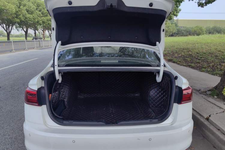 Used Volkswagen Bora 2020 1.5L Automatic Elite Version
