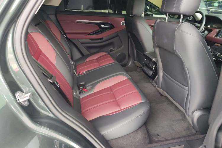 Used Land Rover Range Rover Evoque 2023 Aurora L 249 PS Luxury Edition
