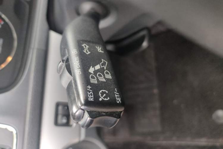 Used Volkswagen Gran Lavida 2014 1.4TSI Automatic 30th Anniversary Edition
