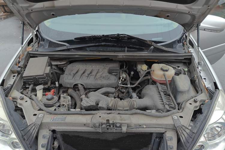 Used Buick GL8 2014 2.4L Comfort Edition
