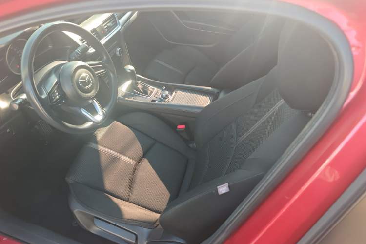 Used Mazda Mazda 3 Axela 2017 Sedan 1.5L Automatic Luxury Model Emission Standard China V
