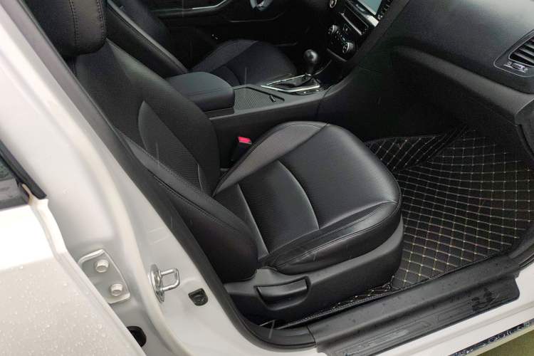 Used Kia K5 2014 2.0L Automatic LUXURY
