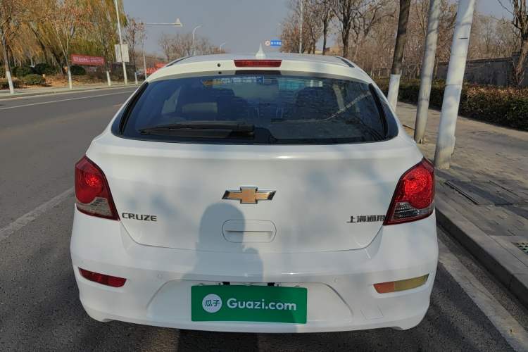 Used Chevrolet Cruze 2013 Hatchback 1.6L Automatic Luxury Model
