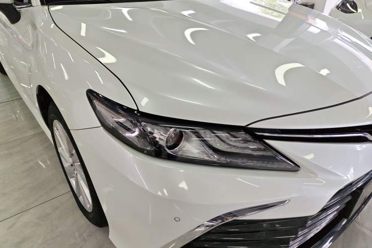 Used Toyota Camry 2021 2.0G Luxury Edition
