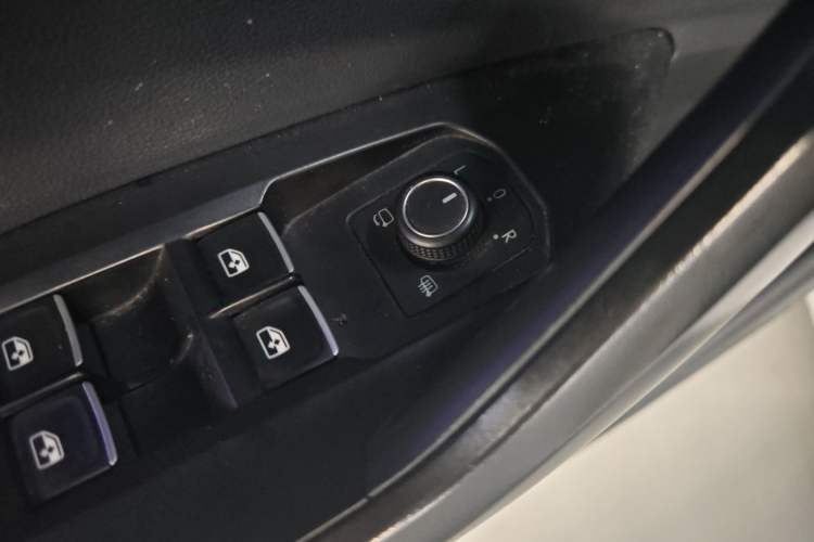 Used Volkswagen Sagitar 2021 200TSI DSG Excellence Edition
