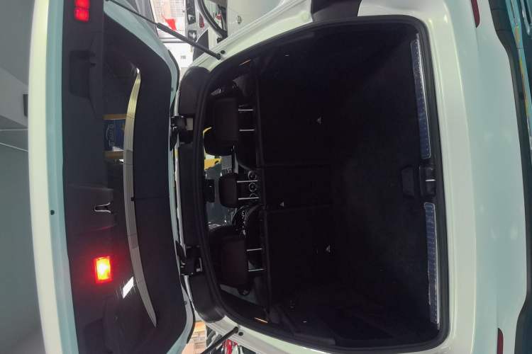 Used Mercedes-Benz GLC 2020 GLC 300 L 4MATIC Dynamic Edition
