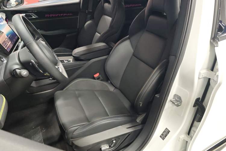 Used Lynk & Co 03 2023 1.5TD DCT JingPro
