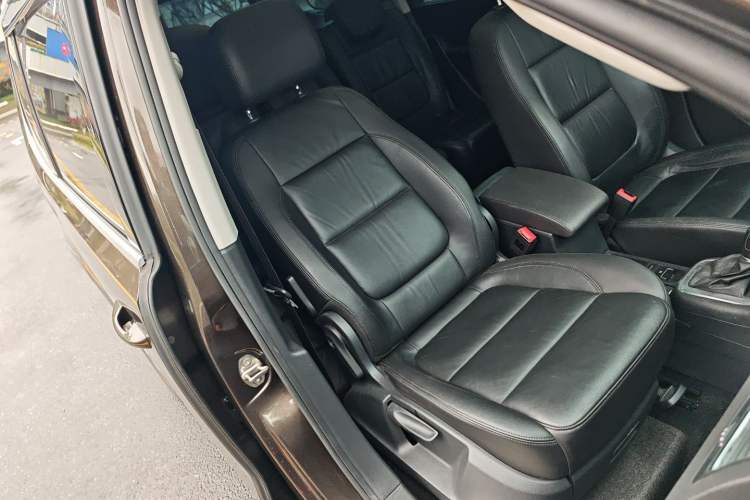 Used Volkswagen Sharan 2018 380TSI Luxury 7-Seater
