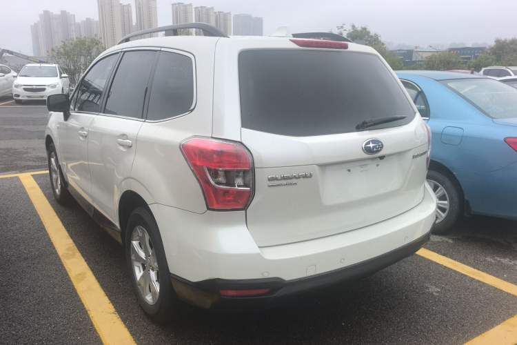 Used Subaru Forester 2014 2.0i Automatic Luxury Edition
