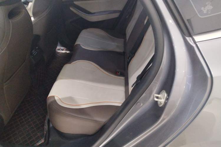 Used BYD Qin PLUS 2024 Honor Edition EV 510KM Leading Model
