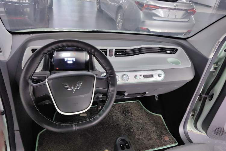 Used Wuling Hongguang MINIEV 2021 Macaron Premium Model – Lithium Iron Phosphate
