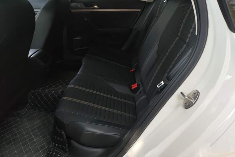 Used Volkswagen Lavida 2018 Hatchback 200TSI DSG Comfort Edition China V Standard
