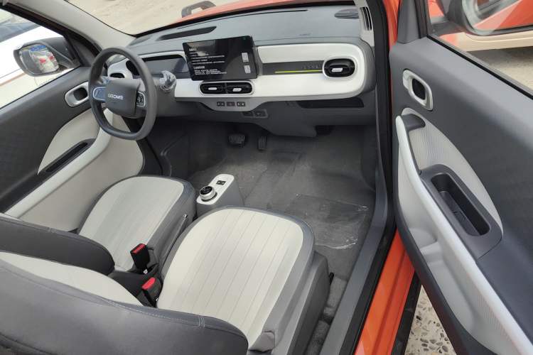 Used  Panda 2025 210km Panda Rider
