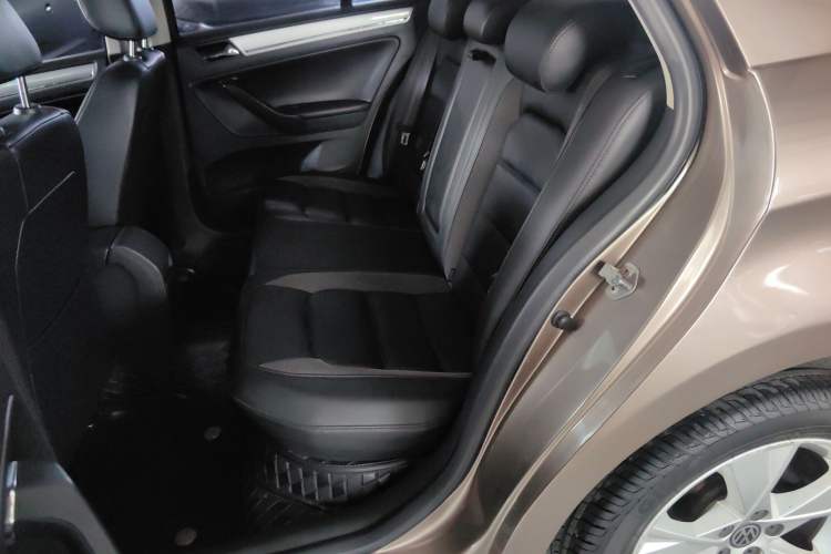 Used Volkswagen Bora 2014 1.6L Automatic Comfort Model
