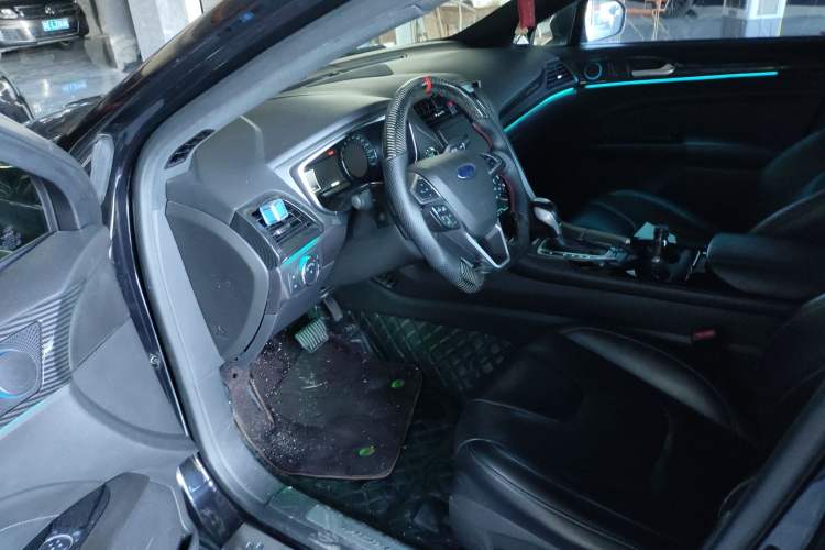 Used Ford Mondeo 2013 2.0L GTDi240 Luxury Sport Model