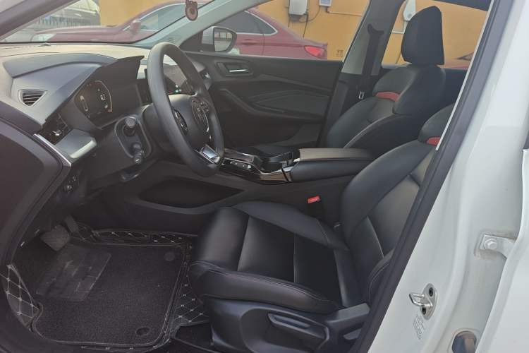 Used MG 5 2021 180 DVVT CVT Youth Luxury Edition
