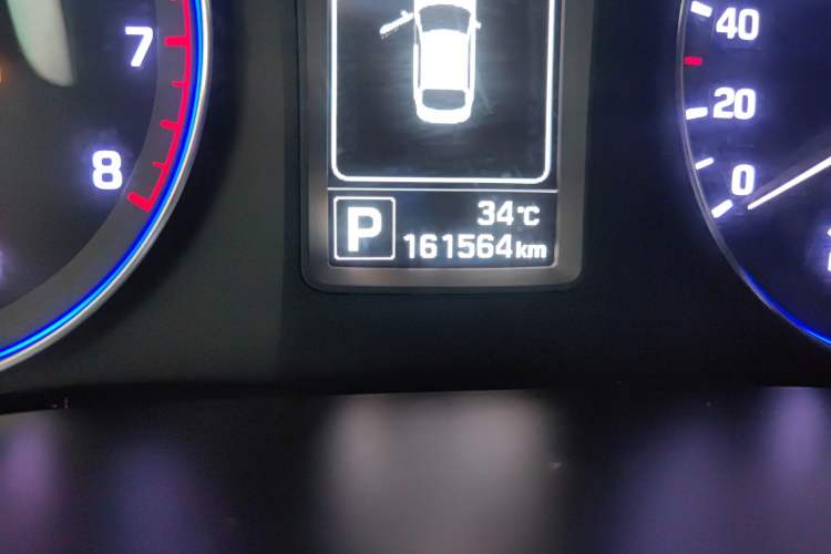 Used Hyundai Mistra 2014 1.8L Automatic Smart GLS
