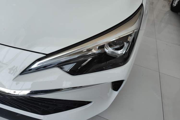 Used Roewe i5 2023 1.5L CVT Luxury Edition
