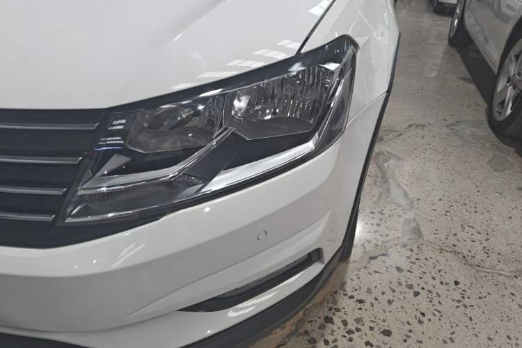 Used Volkswagen C-TREK 2018 230TSI Manual Comfort Version
