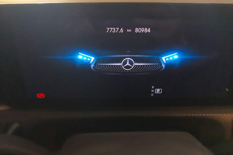 Used Mercedes-Benz A-Class 2021 A 200 L Sport Sedan Fashion Model
