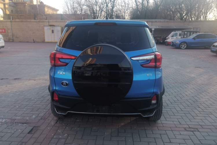 Used BYD Yuan New Energy 2019 EV535 Smart Connect Trendsetting Model
