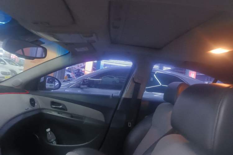 Used Chevrolet Cruze 2013 1.8L SE AT
