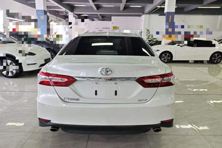 Used Toyota Camry 2021 2.0G Luxury Edition
