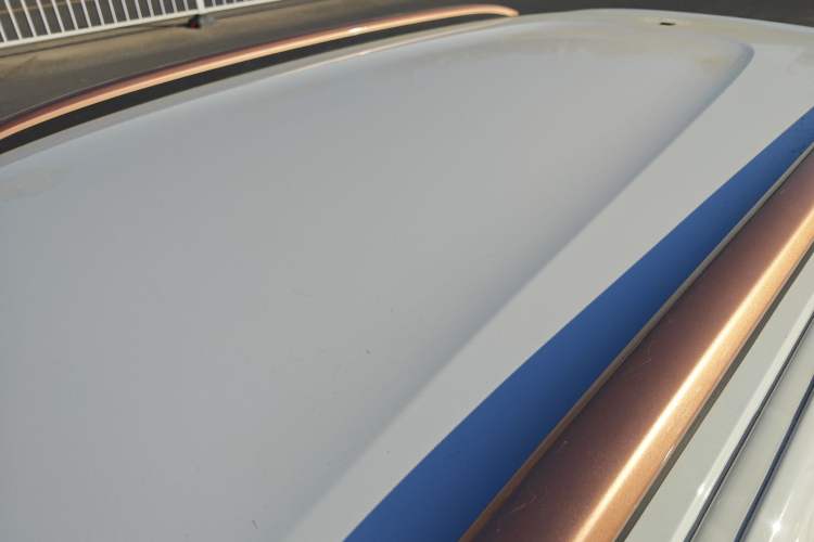 Used Dongfeng NAMMI BOX 2022 Revised Light Wind Edition 201 km Standard Version
